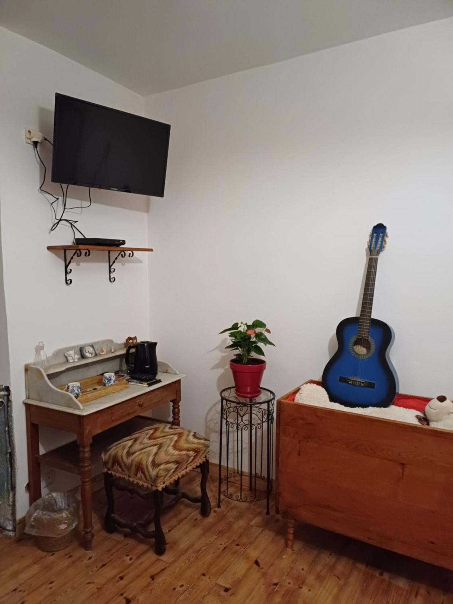 E Lu Chantauziau La Monnerie-le Montel Extérieur photo